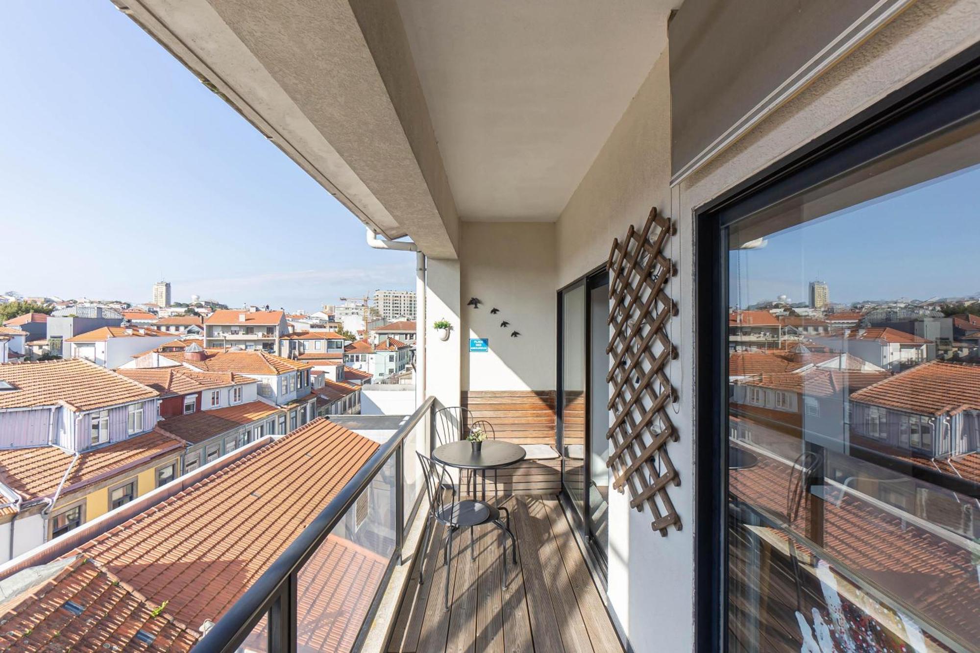 Top Floor Apartment With Sunny Balconies Porto Eksteriør bilde